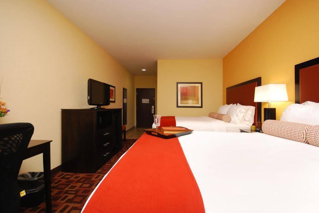 Holiday Inn Express & Suites Gonzales By Ihg Eksteriør bilde